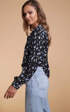 Women Dancing Leopard Dixie Balloon Sleeve Shirt In Abstract Leopard White On Black