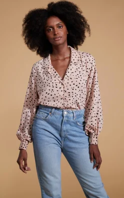 Women Dancing Leopard Dixie Balloon Sleeve Shirt In Abstract Black On Beige