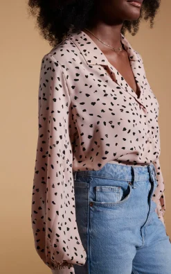 Women Dancing Leopard Dixie Balloon Sleeve Shirt In Abstract Black On Beige