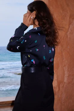 Women Dancing Leopard Nevada Shirt In Mystic Ditzy