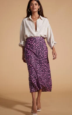 Women Dancing Leopard Renzo Skirt In Black On Pink Leopard