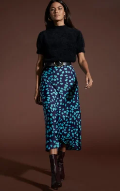 Women Dancing Leopard Renzo Skirt In Ice Blue On Navy Cloud