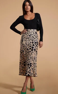 Women Dancing Leopard Renzo Skirt In Smudge Leopard